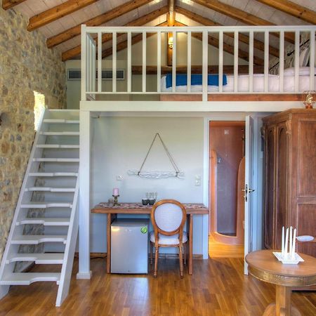 Korona Boutique Hotel Итило Екстериор снимка
