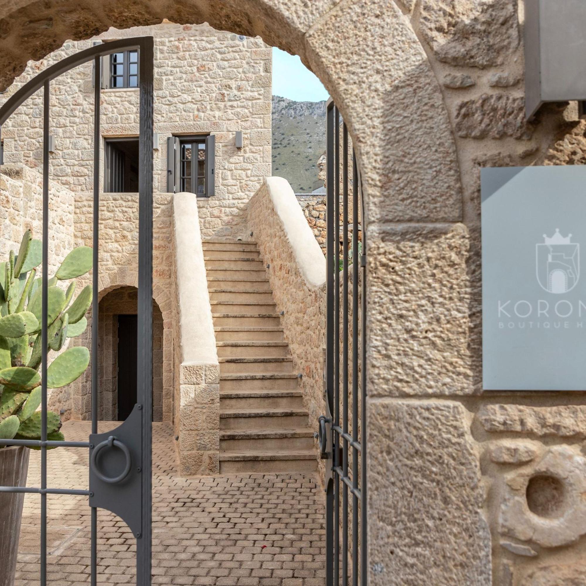 Korona Boutique Hotel Итило Екстериор снимка