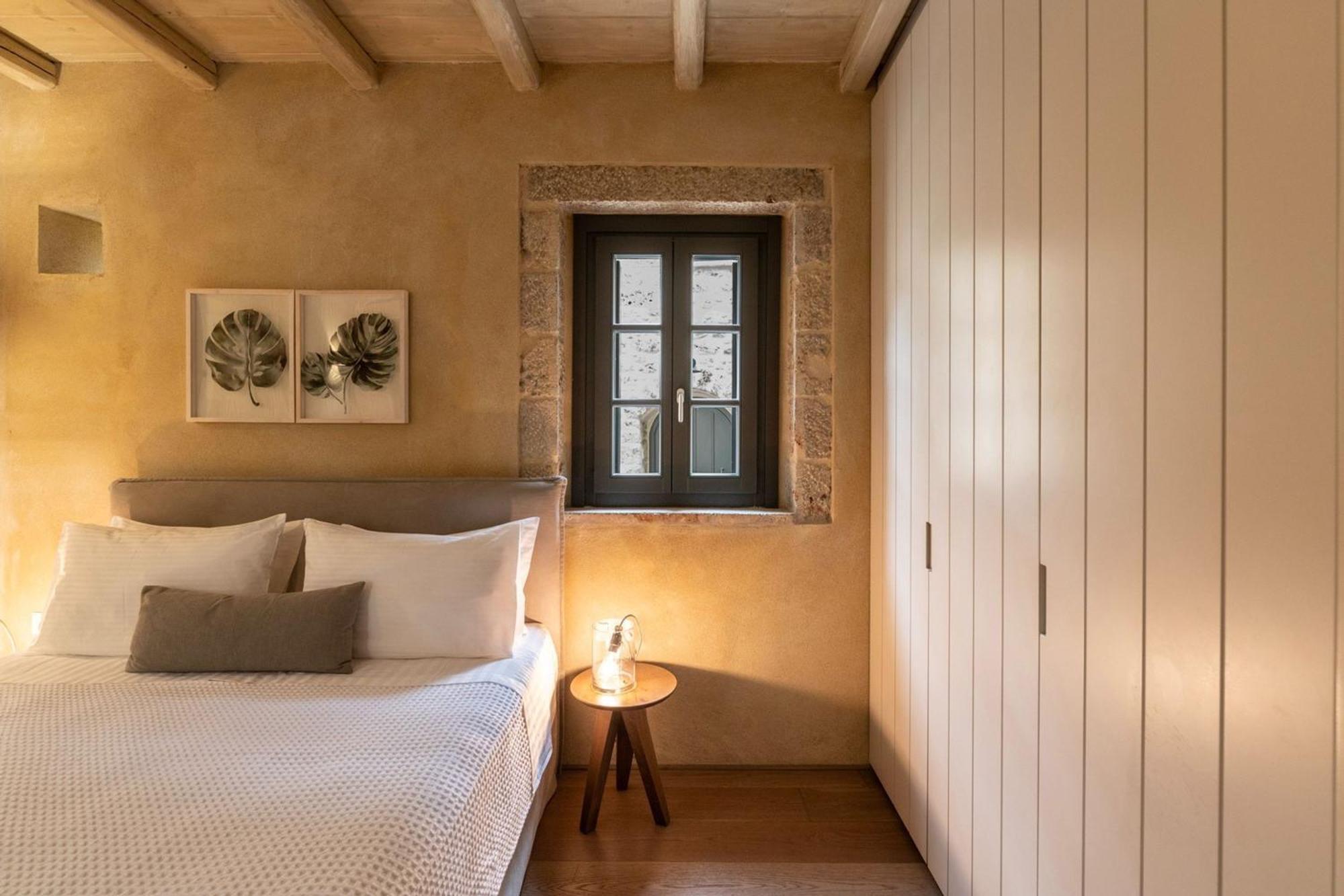 Korona Boutique Hotel Итило Екстериор снимка