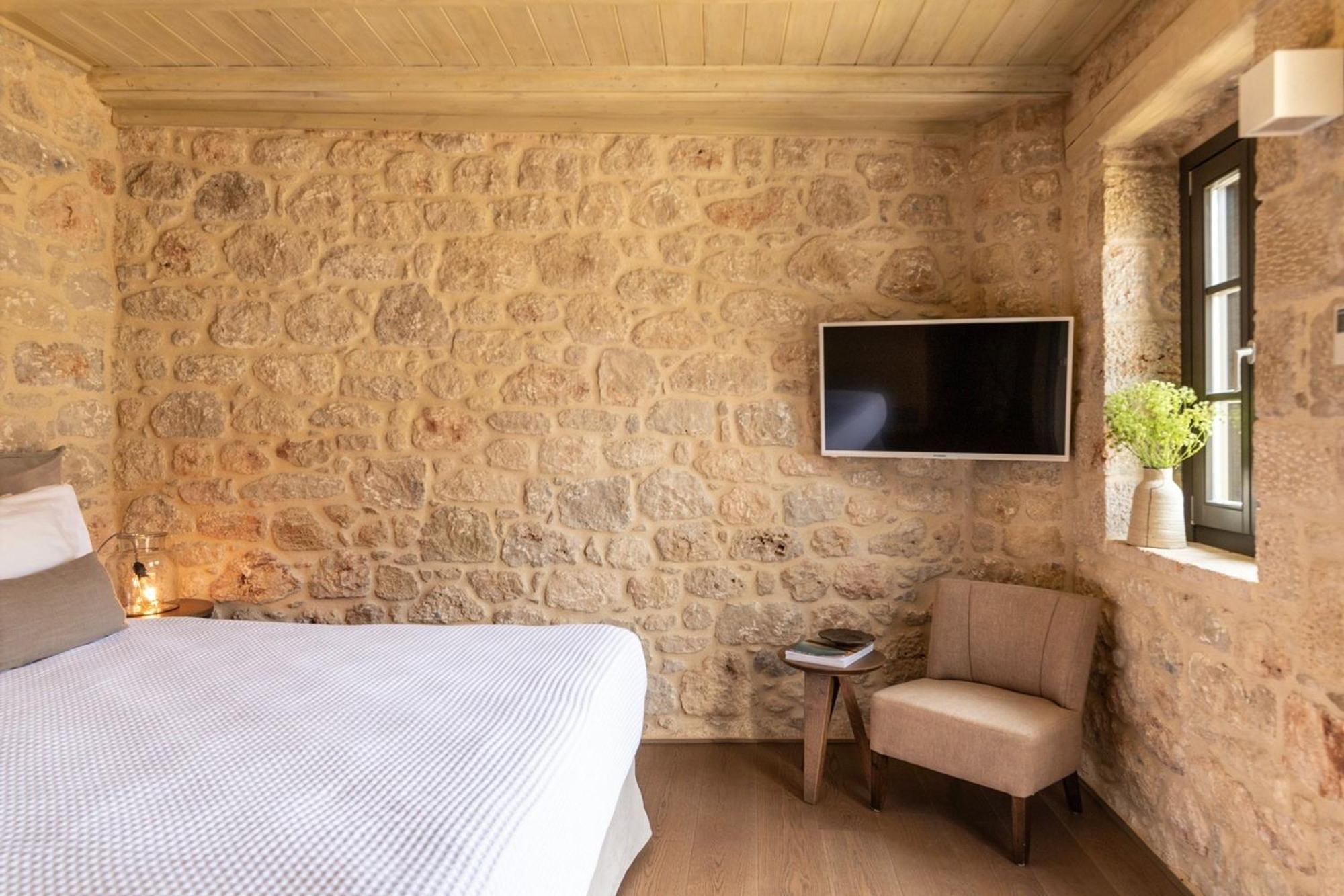 Korona Boutique Hotel Итило Екстериор снимка