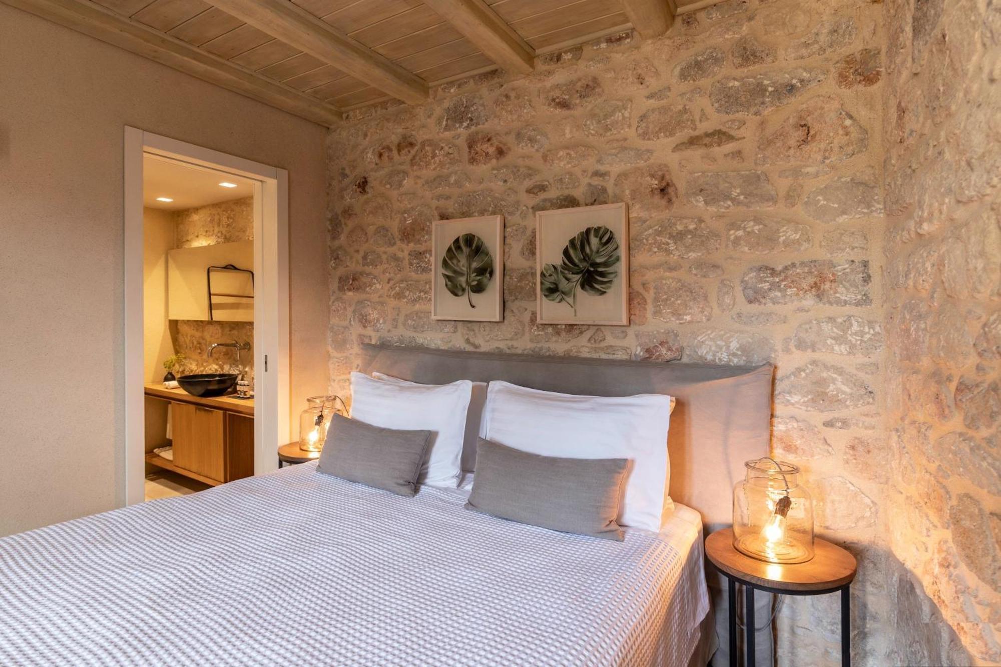Korona Boutique Hotel Итило Екстериор снимка
